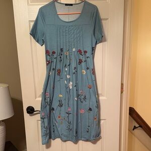 Just Fashion Now Blue Floral Short-Sleeve Knit Dress with pockets